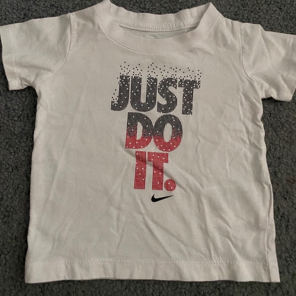 Nike bundle - Picture 4 of 4